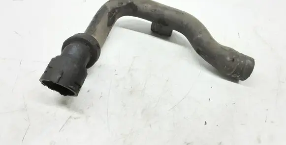 Volkswagen PASSAT B5 Engine coolant pipe/hose