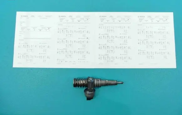 Skoda Octavia Mk2 (1Z) Fuel injector 0414720215 IMPRK1241663