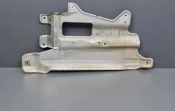 Honda CR-V Exhaust heat shield 74610SWYG000 74610SWYG