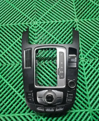 Audi A4 S4 B8 8K Head unit multimedia control 8T0919611K 001374652