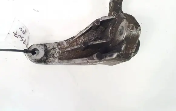 Volvo V50 Engine mounting bracket 3m516p093ae 3m51-6p093-ae