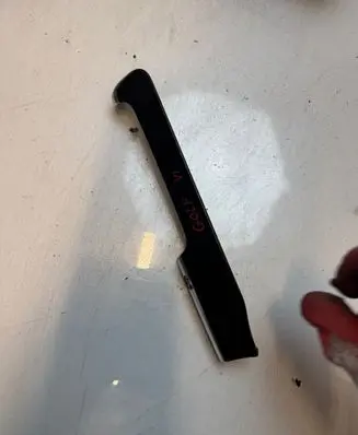 Dashboard glove box trim