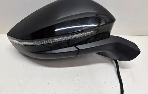 Volkswagen ID.4 Front door electric wing mirror 