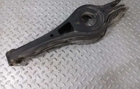 KIA Optima Rear upper control arm/wishbone 55220C1710