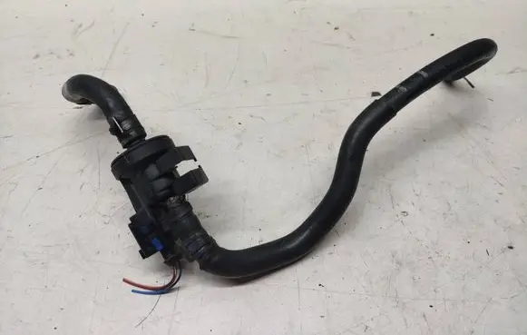 Audi A8 S8 D4 4H Vacuum valve