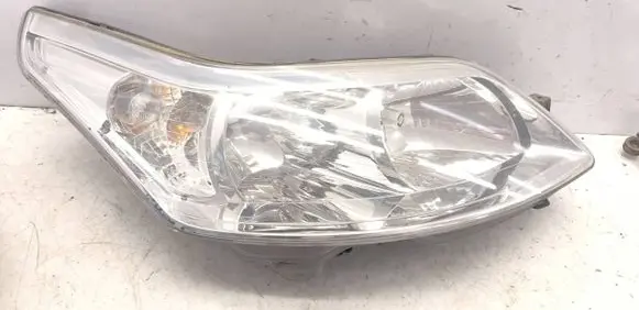 Citroen C4 I Headlight/headlamp 9646893880 89009406 89900032
