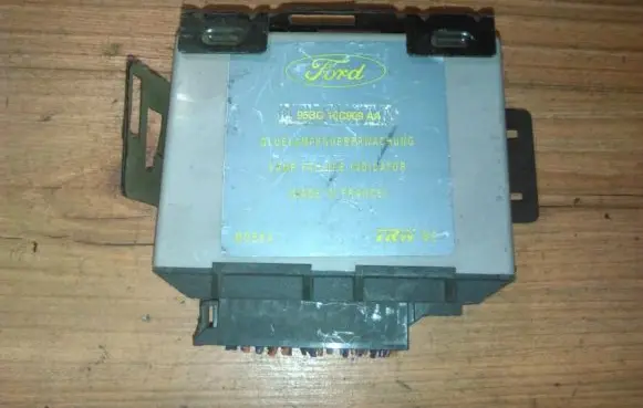 Ford Mondeo MK II Comfort/convenience module 95bg10c909aa nenustaytas