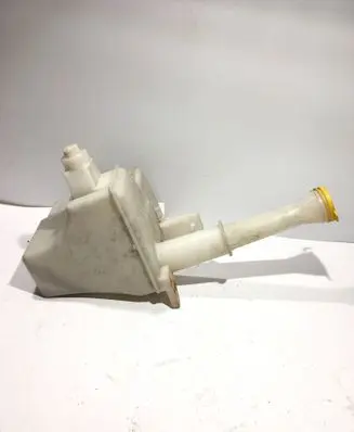 Ford Maverick Windshield washer fluid reservoir/tank