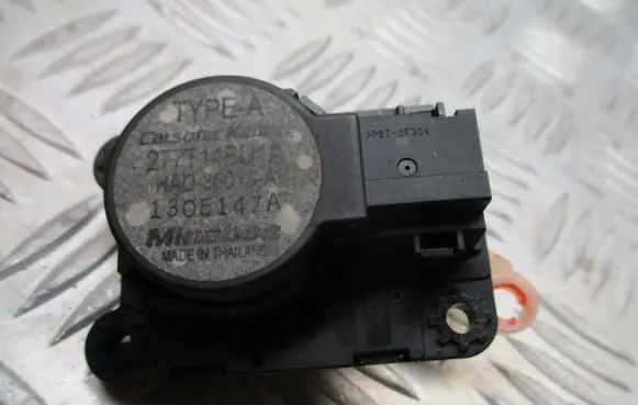 Nissan Qashqai A/C air flow flap actuator/motor 277T14BU1A