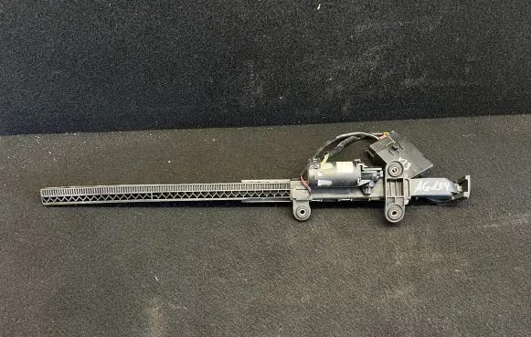 BMW 3 G20 G21 Seat belt adjustment motor 7211916537701
