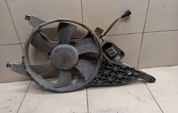 Nissan Pathfinder R51 Electric radiator cooling fan 92120EB400