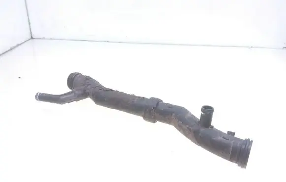 Volkswagen PASSAT B7 Engine coolant pipe/hose 03C121065F