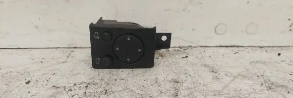 Audi A6 S6 C4 4A Wing mirror switch 4A0959565