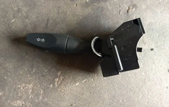 Ford Focus Indicator stalk 98AG13335AE