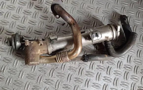 Audi A4 S4 B8 8K EGR valve cooler 03L131512AH 0110 33909C