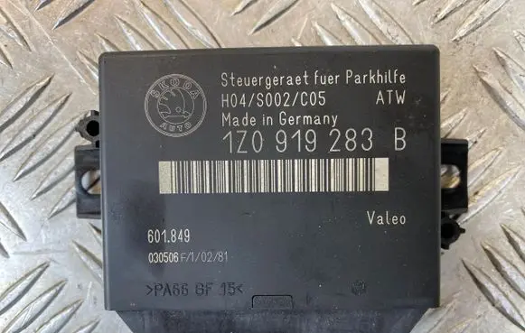 Skoda Octavia Mk2 (1Z) Parking PDC control unit/module 1Z0919283B 601849 H04S002C05