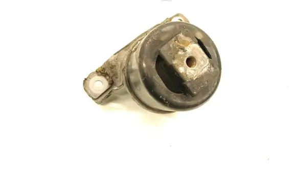 Engine mount bracket