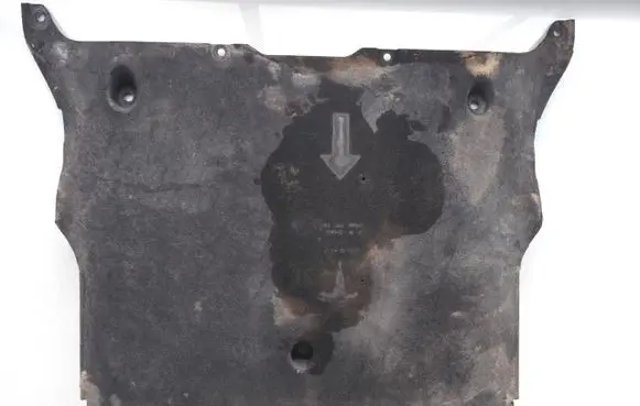 Tesla Model 3 Engine splash shield/under tray 110431200B
