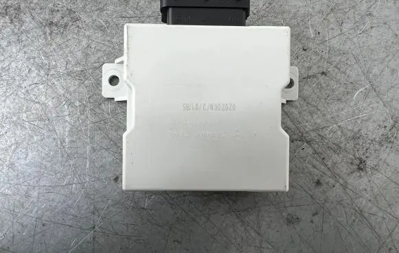 Toyota Avensis T250 Other control units/modules 150696 020206N30185