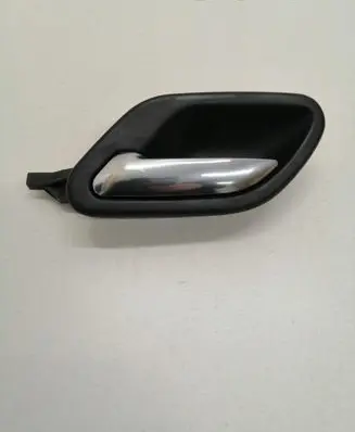 BMW 5 E39 Front door interior handle 8226049