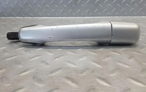 Volvo C30 Front door exterior handle 30663673 30753785