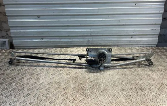 Front wiper linkage and motor