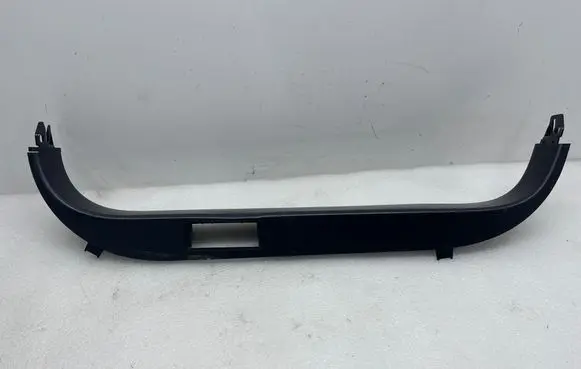 Tesla Model X Rear sill trim cover 105842100 135995800