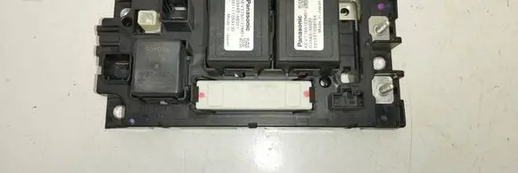 Toyota Prius+ (ZVW40) Fuse module G9271-47020