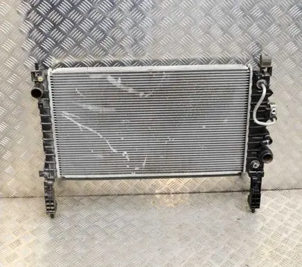 Renault Zoe Coolant radiator 623206