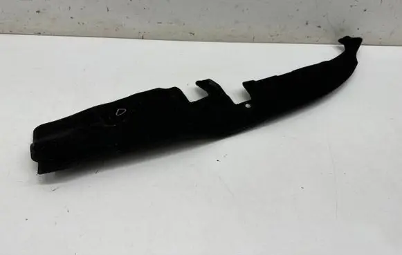 Opel Astra L Fender end trim 8838542580