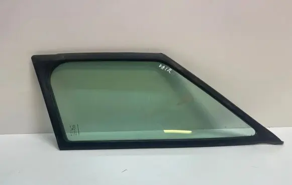 Mercedes-Benz Sprinter W901 W902 W903 W904 Front vent window/glass (coupe) 43R000016 E000191