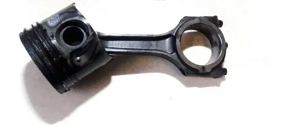 Ford Mondeo Mk III Piston with connecting rod h268x