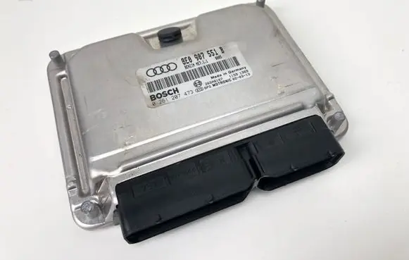 Audi A4 S4 B6 8E 8H Engine control unit/module 8E0907551B 0261207473
