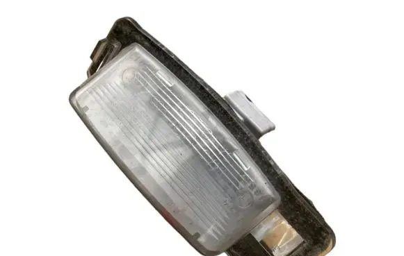 Mitsubishi Outlander Number plate light 1141283