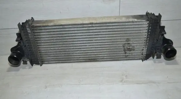 Mercedes-Benz R W251 Intercooler radiator 30900000