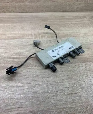 BMW 5 E39 Aerial antenna amplifier 6906082