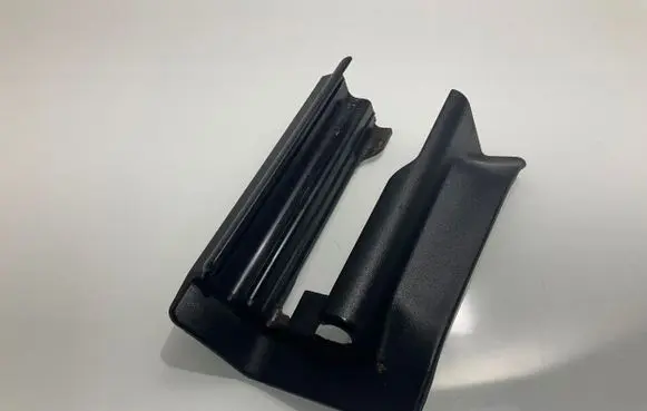 Mercedes-Benz E W212 Front passenger seat rail trim A2129191620 7801002810 2129191620