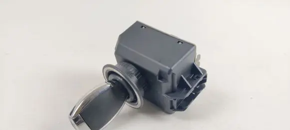 Mercedes-Benz E W212 Ignition lock A2189053501
