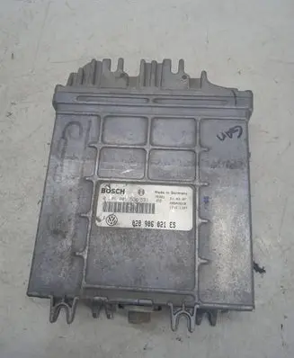 Volkswagen Sharan Engine control unit/module 275109F600