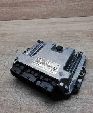 Ford Focus Engine control unit/module ECU 9M5112A650AF 0281015607