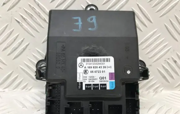 Mercedes-Benz A W169 Door control unit/module A1698204326