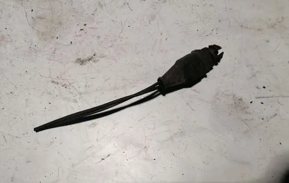 Audi A6 S6 C5 4B Outside/exterior temperature sensor 