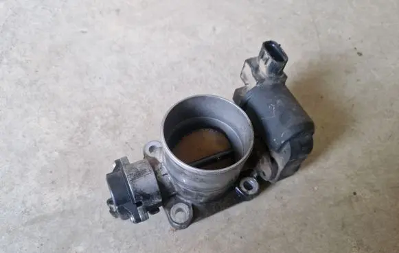 Toyota Hilux (AN10, AN20, AN30) Throttle valve 1923002010