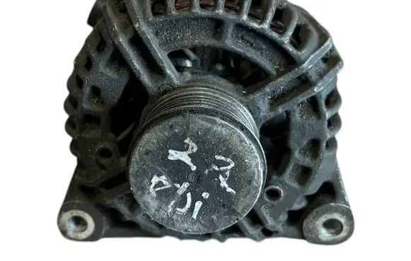 Peugeot 407 Generator/alternator 9646321880