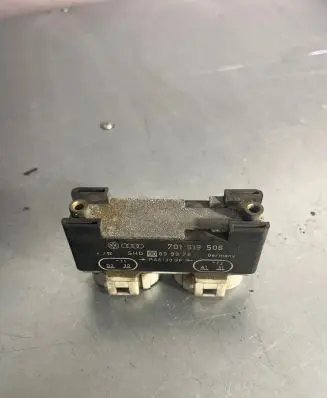 Coolant fan relay