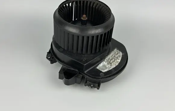 Mercedes-Benz B W246 W242 Heater fan/blower A2469064200 A2469064100 2468107112