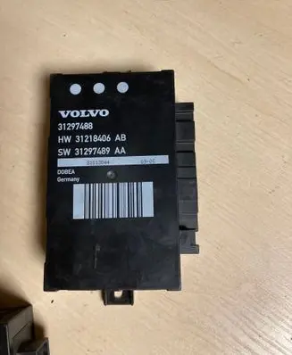 Volvo XC60 Tailgate/trunk control unit/module 31297488