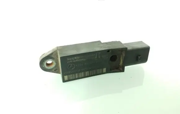 Mercedes-Benz E W211 Airbag deployment crash/impact sensor A0028202726
