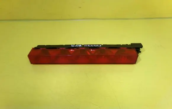 Ford Focus Third/center stoplight 1S71-13A613-AE 0374D