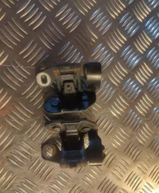 BMW 1 E81 E87 Loading door upper hinge 